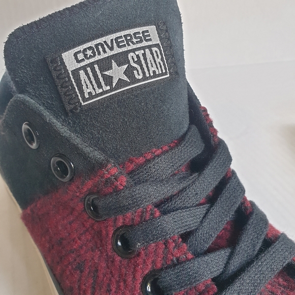 Converse Wm's Madison Low Top Sneakers w/ Black Suede & Chevron Burgundy Sz 7 - Picture 8 of 16